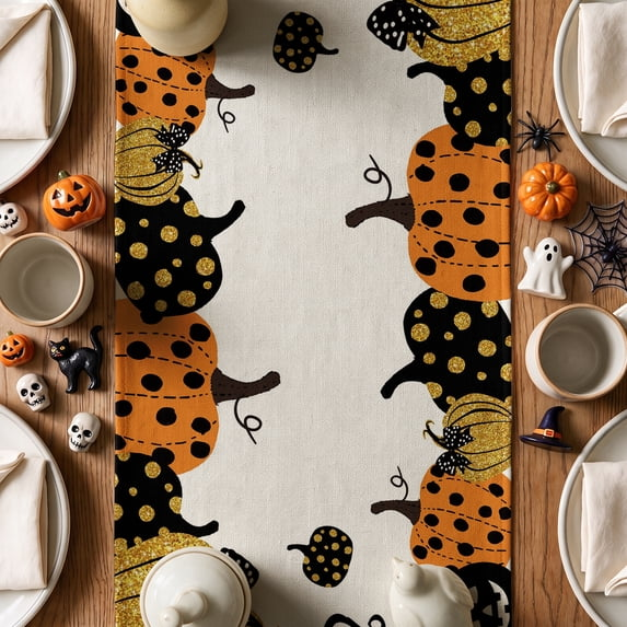 Smile Halloween Jack-O-Lantern Pumpkin Table Runner