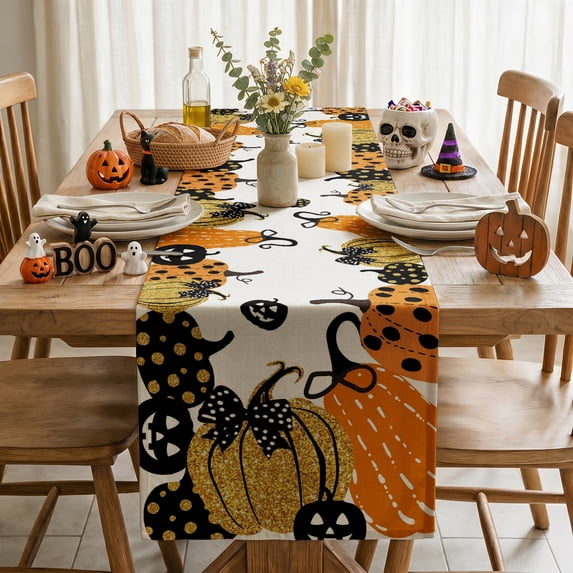 Smile Halloween Jack-O-Lantern Pumpkin Table Runner