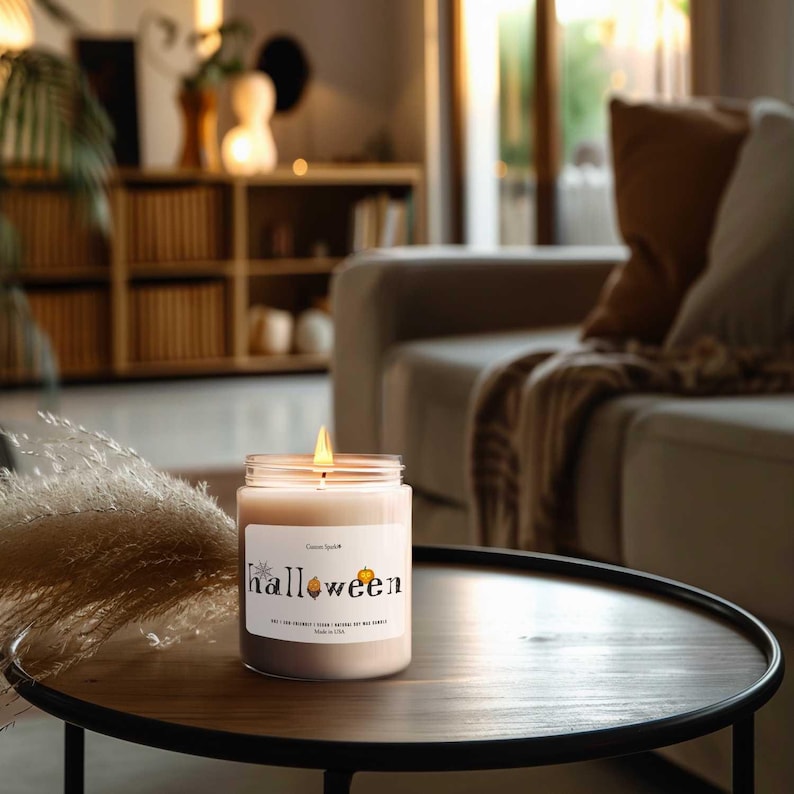 Halloween Scented Soy Candle – Spooky Fall Home Decor, Cozy Autumn Fragrance, Cute Halloween Gift