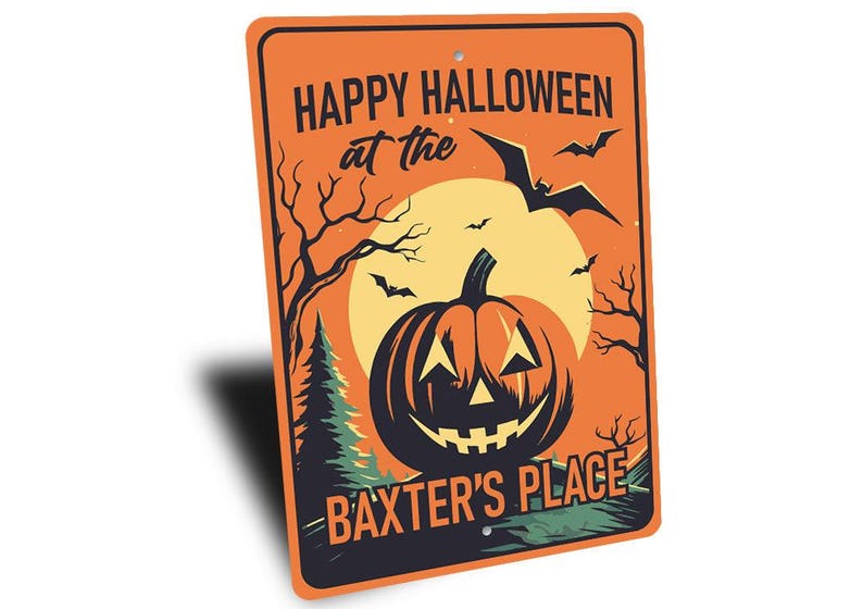 Retro Halloween Metal Sign, Vintage Pumpkin Season Wall Decor, Classic Halloween Family Sign, Spooky Porch Door Decoration, Fall Holiday Home Decor