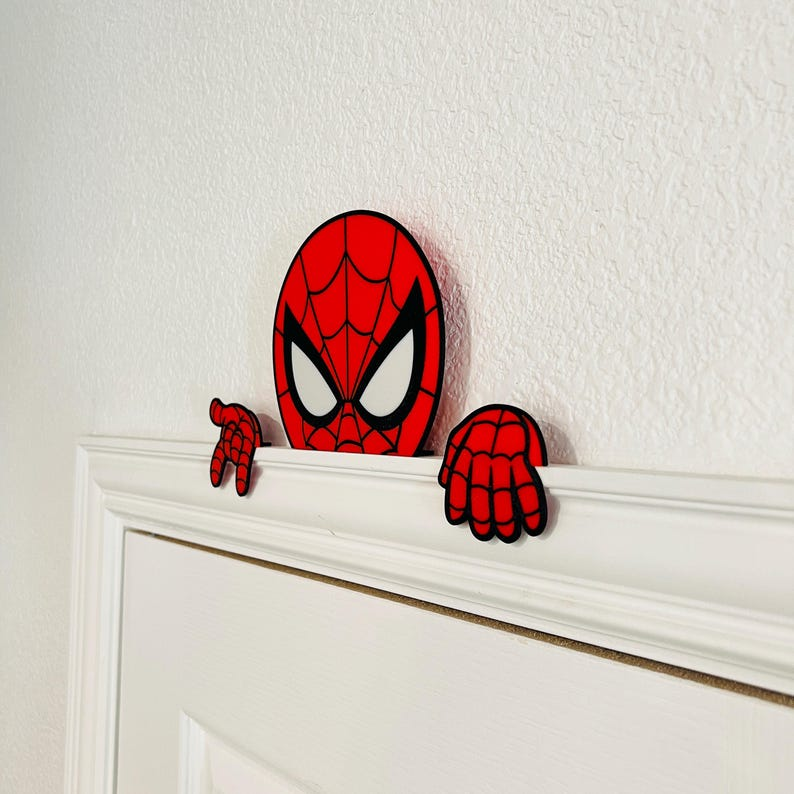 Spider-Man Door Frame Decor: 3D Doorables™ Kids Room Topper