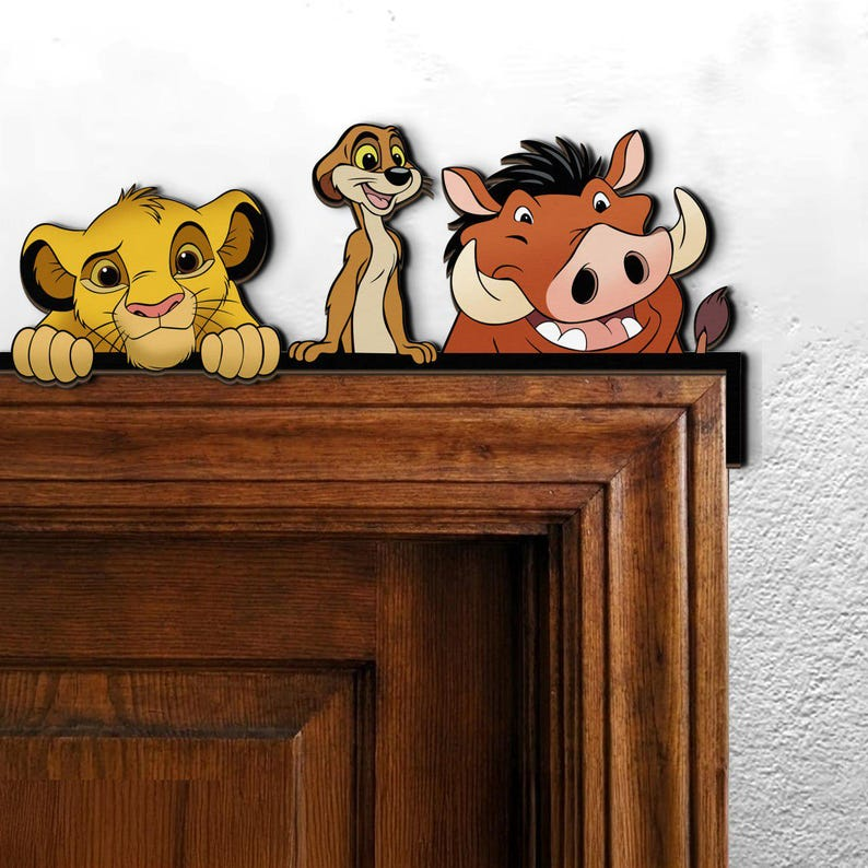 Lion King Hakuna Matata Peekaboo Peeking Peeker Door Corner Sign, Simba Timon Pumbaa Door Sign, Home Decor, Kidroom Decoration