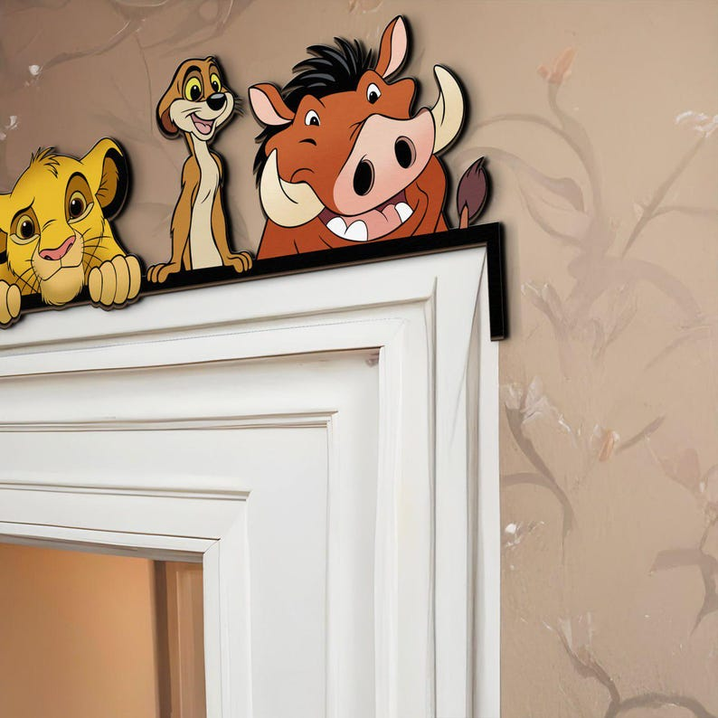 Lion King Hakuna Matata Peekaboo Peeking Peeker Door Corner Sign, Simba Timon Pumbaa Door Sign, Home Decor, Kidroom Decoration