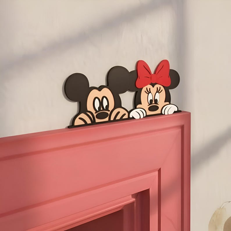Minnie Door Corner, Minnie Couple Wall Art, Home Decor, Gift for Kids Room