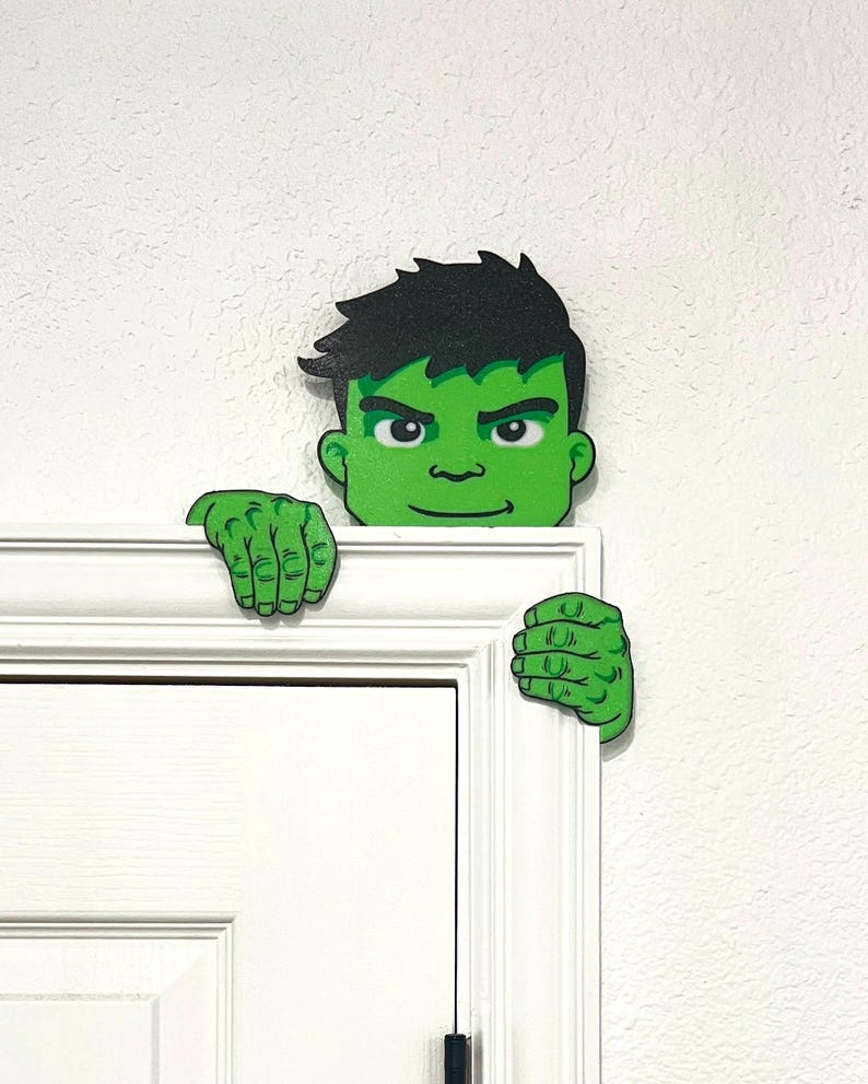 Spider-Man Door Frame Decor: 3D Doorables™ Kids Room Topper