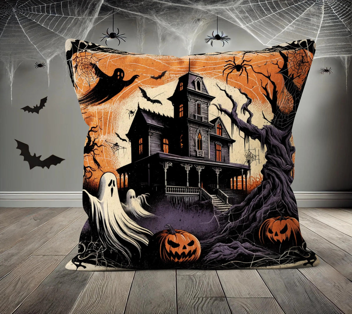 Vintage Halloween Throw Pillow Cover, Haunted House Cushion Case, Spooky Moonlit Night Pillow, Creepy Fall Home Decor, Trick or Treat Gift