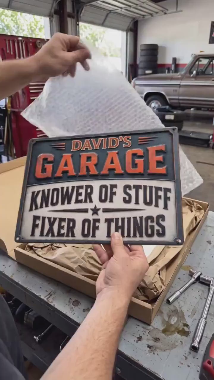 Personalized Knower of Stuff Fixer of Things Metal Sign – Custom Name Garage Decor, Funny Workshop Wall Art, Gift for Him